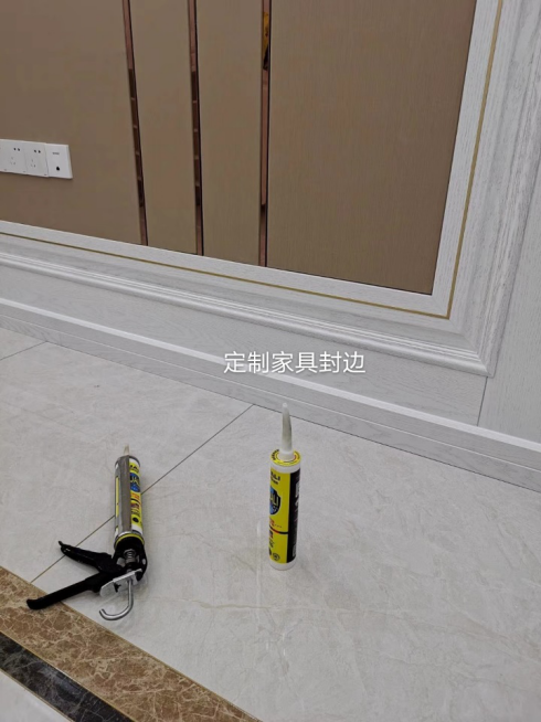 家居裝修要精致,從一條縫隙開(kāi)始